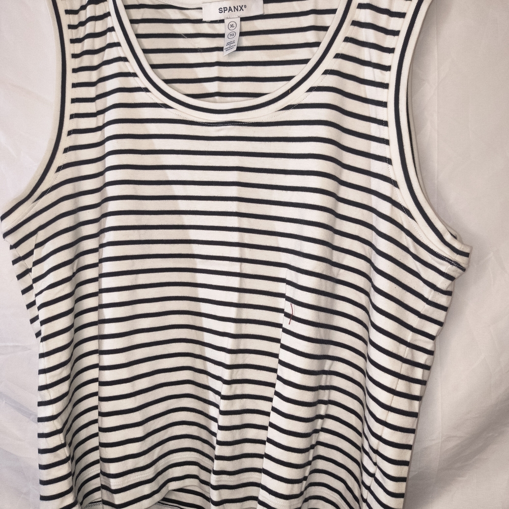 SPANX Black & White Striped Scoop Neck Tank - Picture 5 of 5